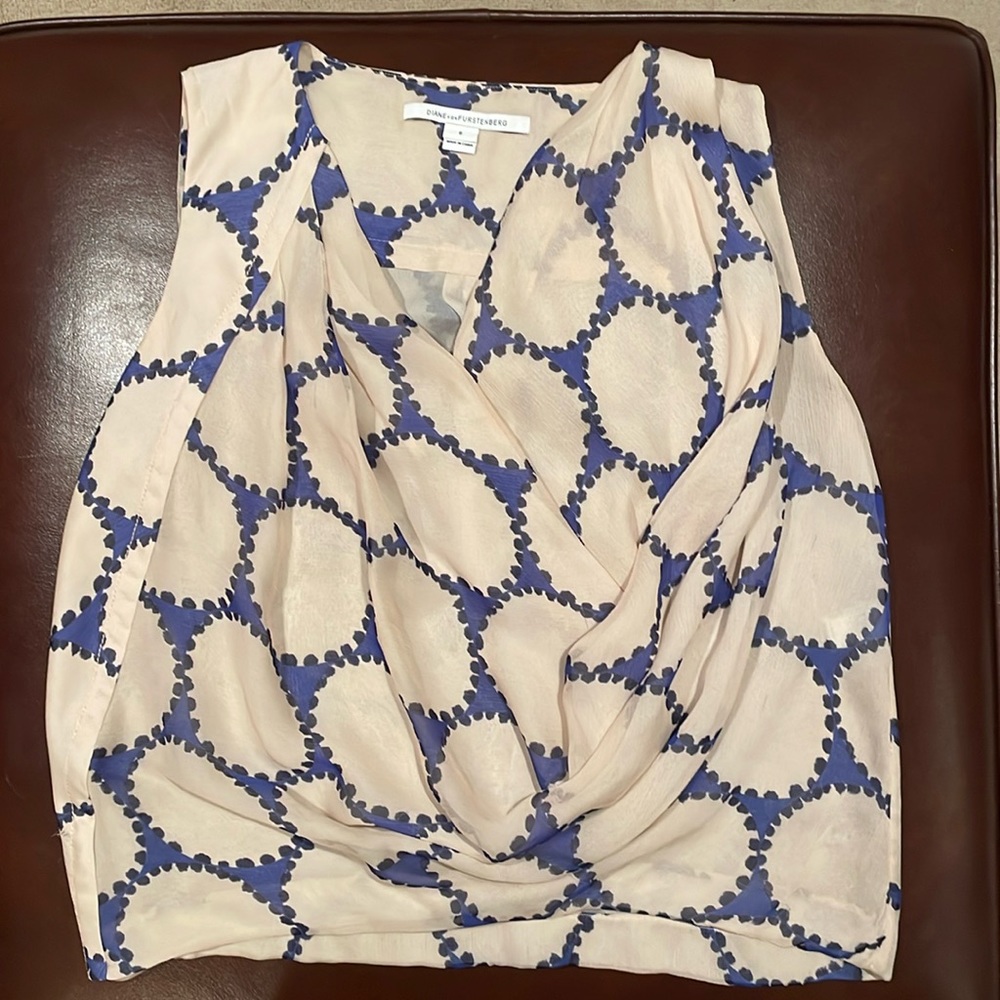 Dianne Von Furstenberg- Women’s Top - Sz Small